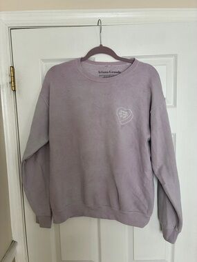 Ariana Grande Sweetener Tour Women's Lavender Crewneck Sweater Size M
